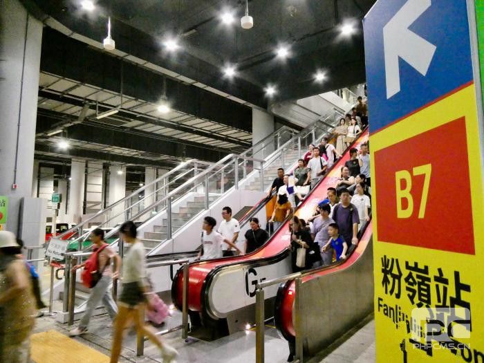 香港特区政府预计国庆假期约876万人次进出香港